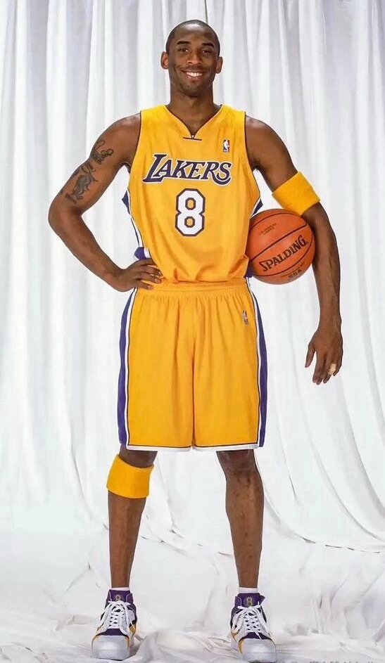 如果你赶不上凌晨五点的太阳，或许你也可以看看傍晚六点的夕阳。我是说，没人可以回到