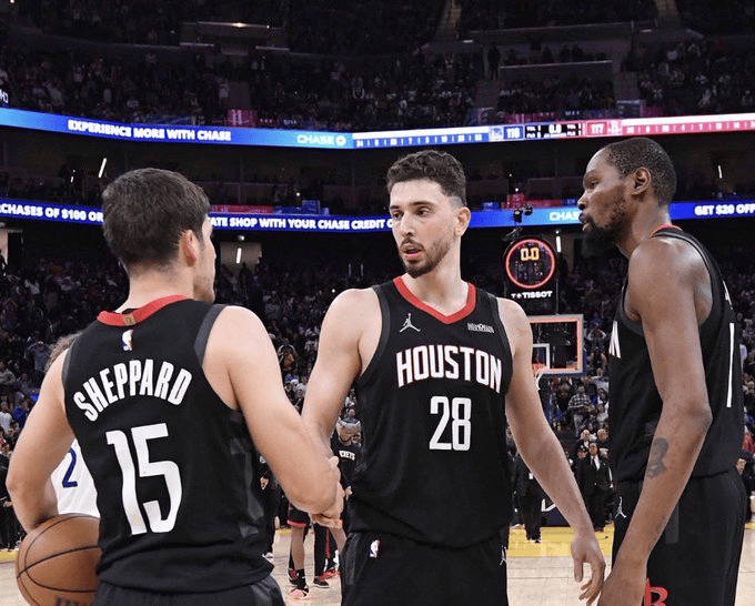 火记：谢泼德申京KD上一场一共登场4分钟，净胜分达到+10