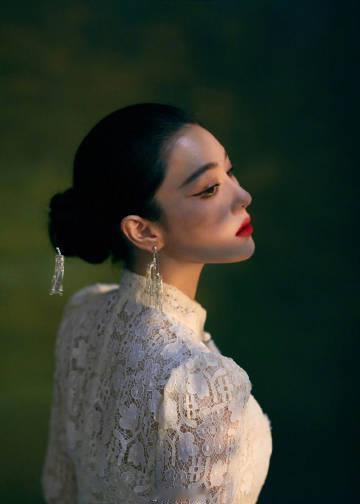 张馨予中式服好美啊 ​​​