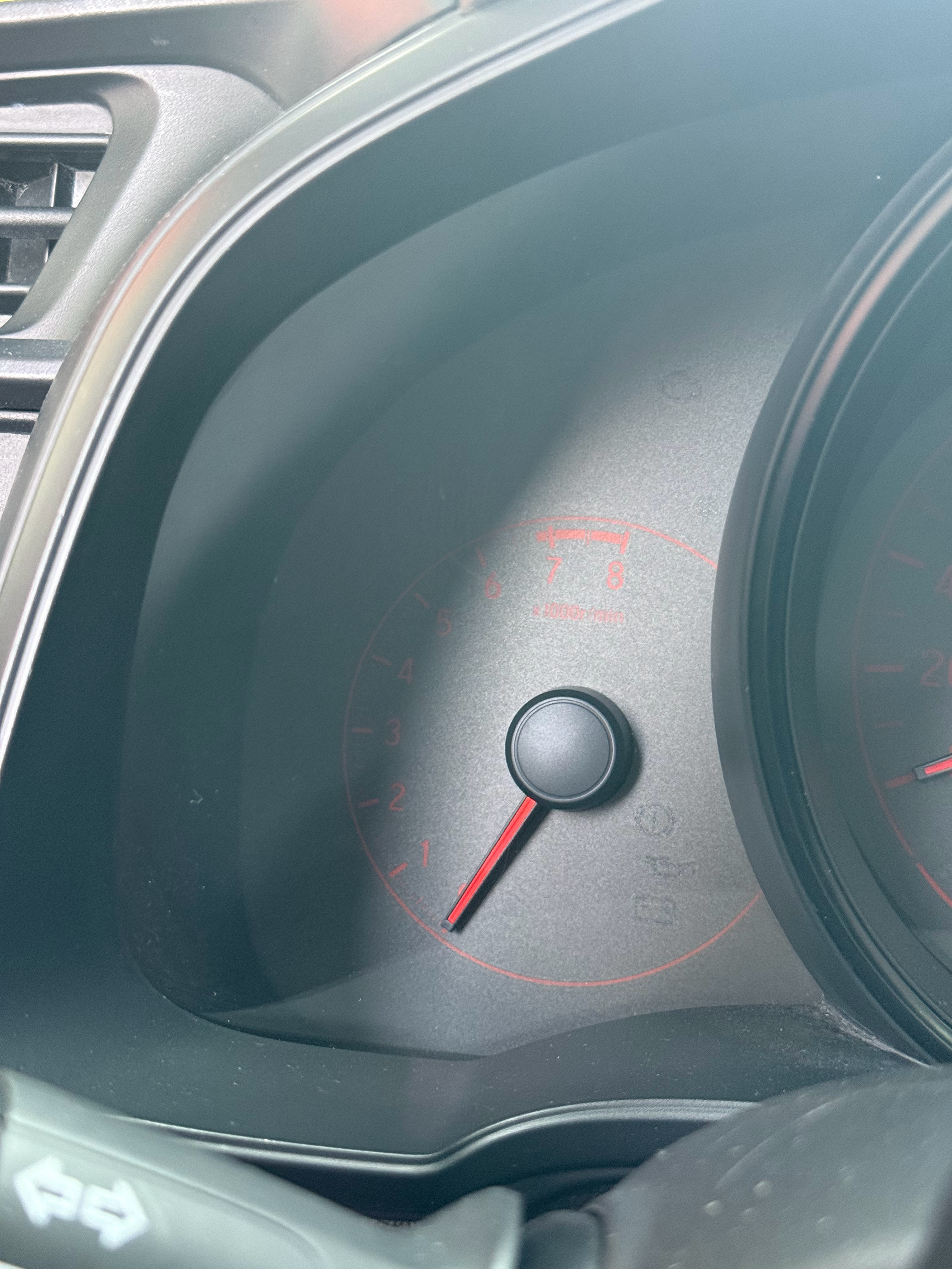 见惯了屏幕，突然这刻觉得很实在。 