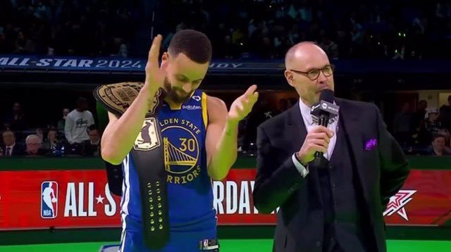 这条goat腰带的含金量还会上升[二哈]#库里三分对决约内斯库##库里三分王# 