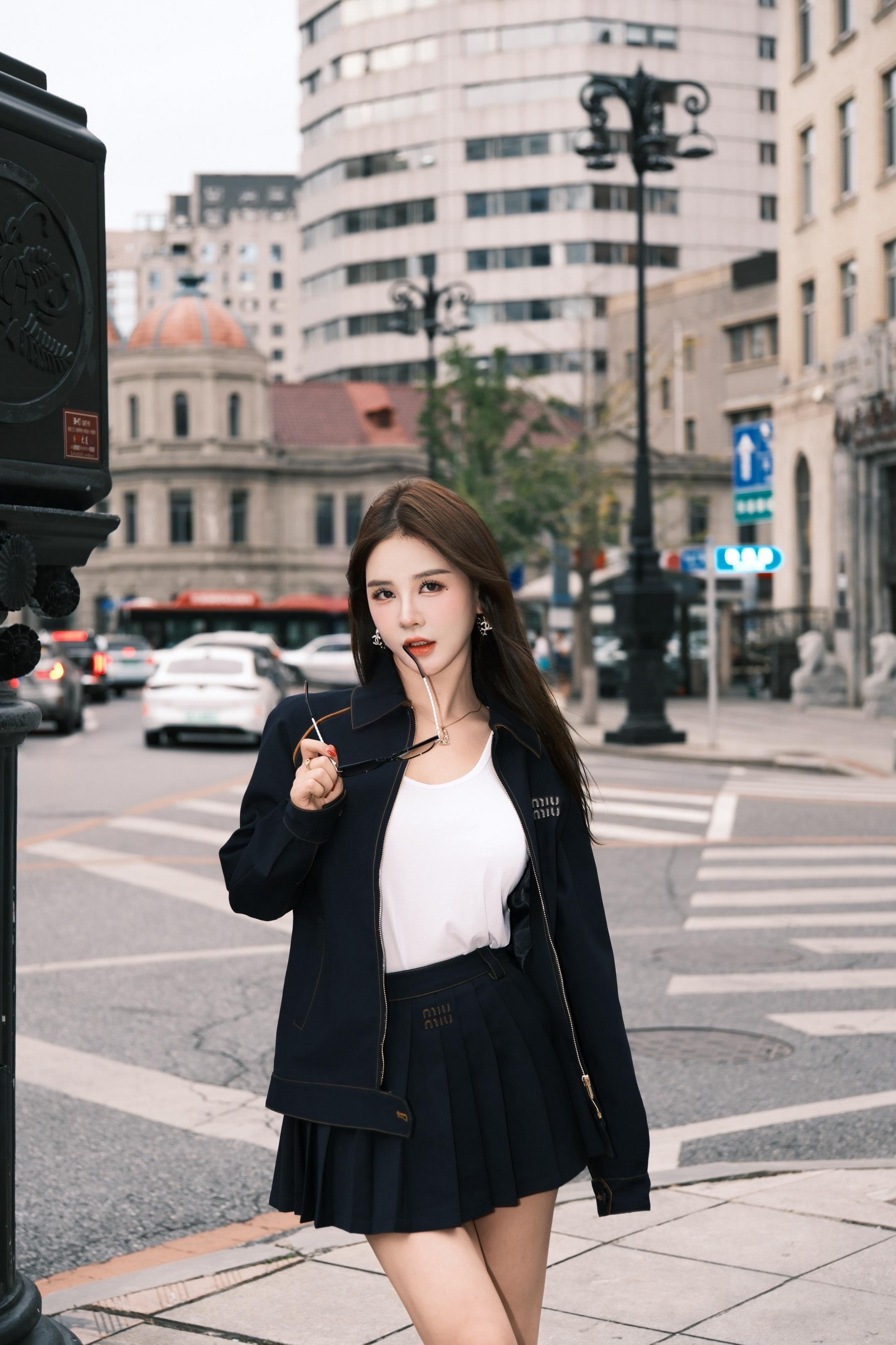 我是一个频繁流泪的人 但也不妨碍我成为一个独立勇敢的小女孩