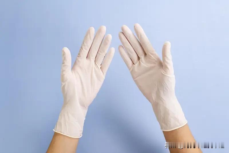 你在做家务时会用一次性手套吗不怎么用，但有时也会用，