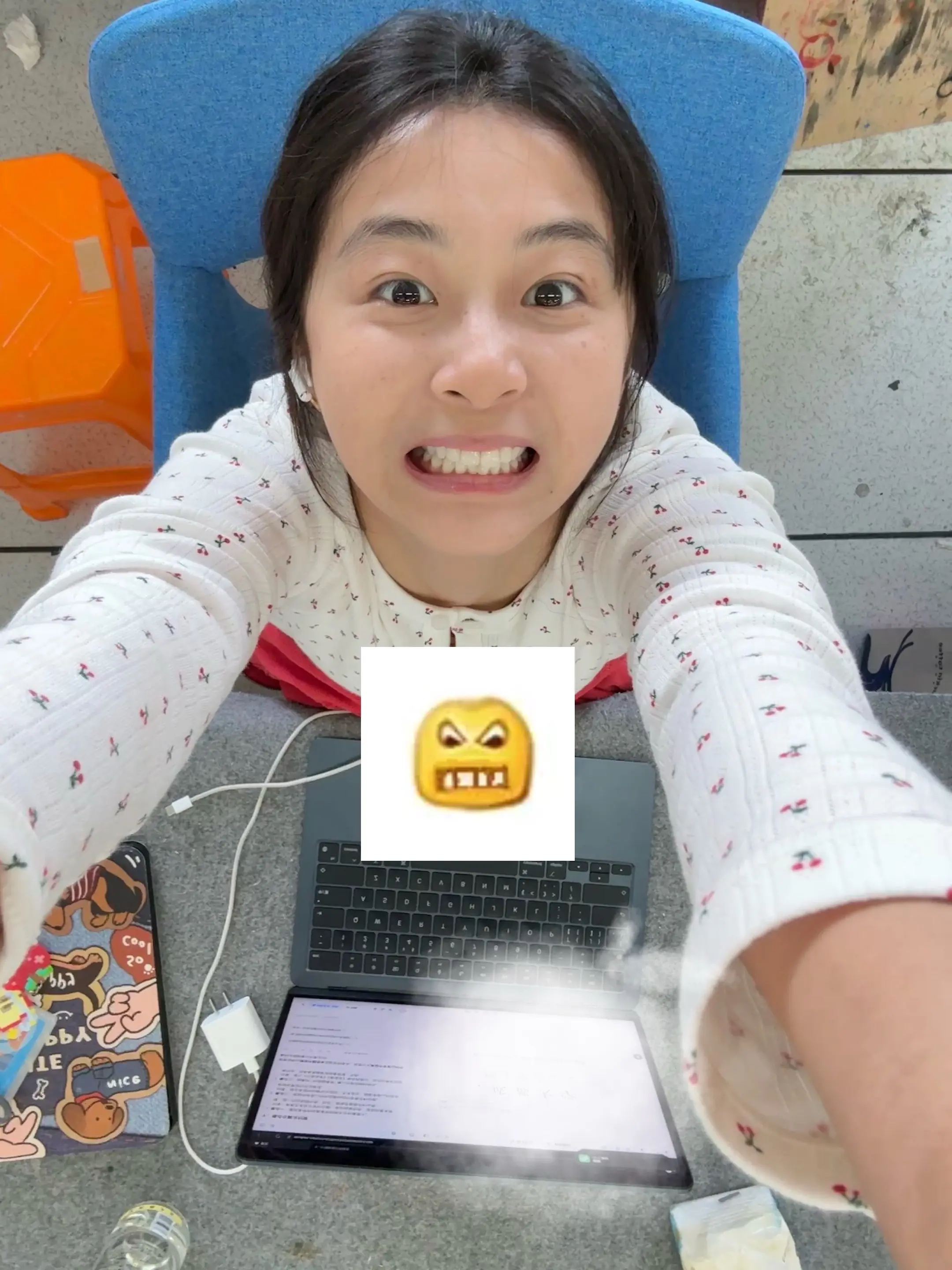 表情包是我对生活的态度哈哈哈哈哈哈。