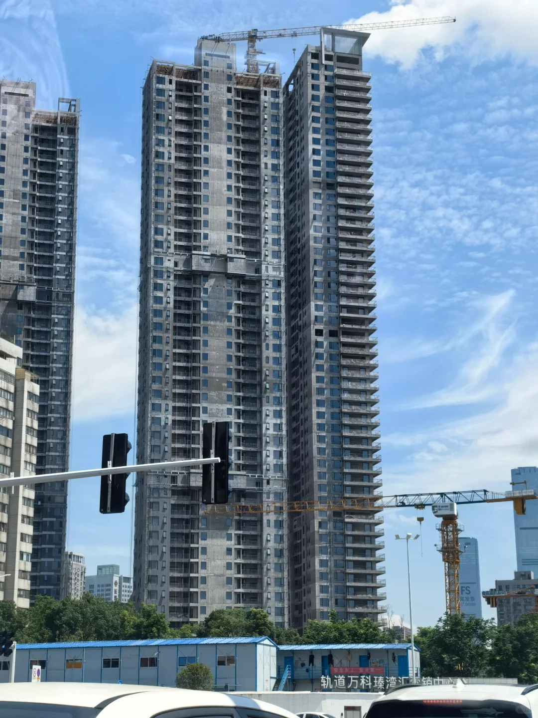 剩下瑧湾汇和旭辉铂悦
