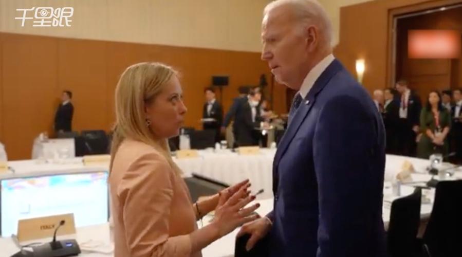 这就叫“识时务者为俊杰”，在川普那样的疯批老板手下混饭吃，卢比奥和卡罗琳算是把生