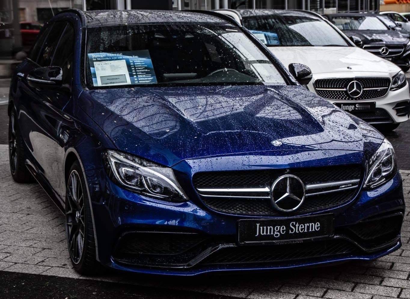 奔驰 C63 AMG 旅行 ​​​