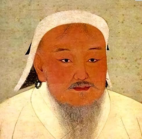 1227年成吉思汗死后被放在一根香楠木中，埋入墓穴。上万匹战马在此处来回奔腾，土