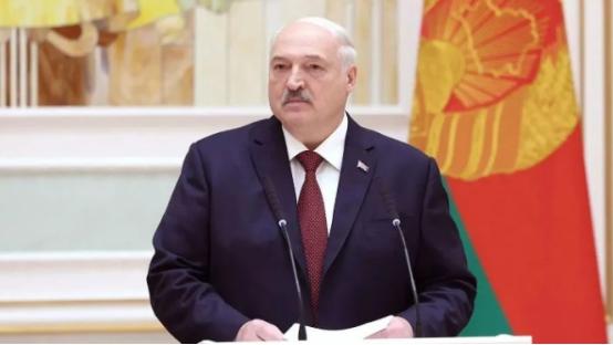 白俄罗斯总统一句话，撕开了中国最可怕的底牌！卢卡申科说：“中国让西方睡不着觉的，