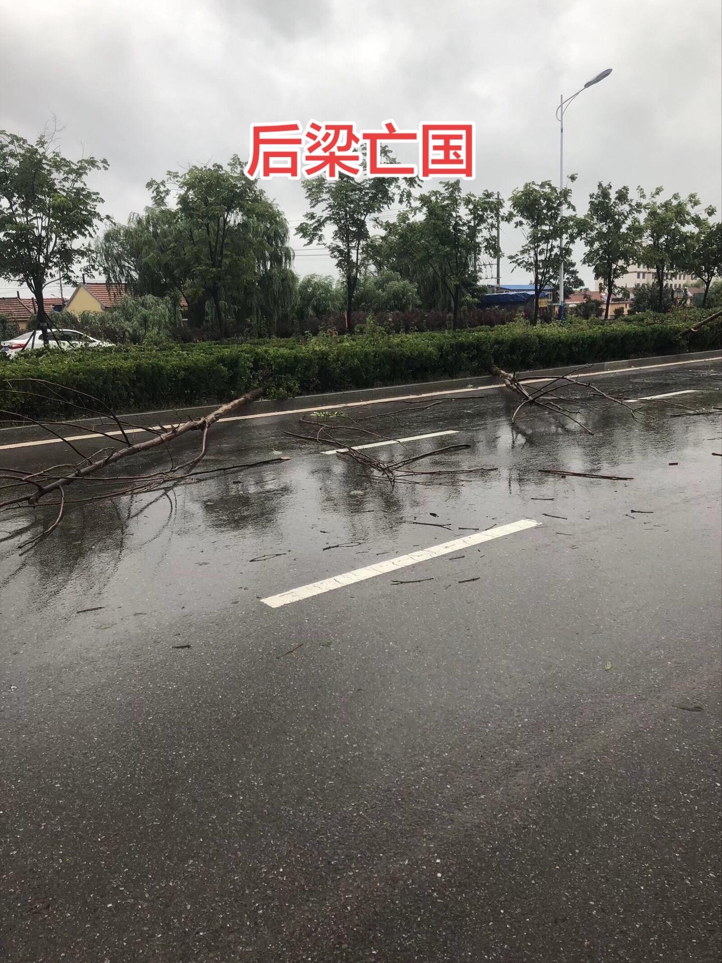 梁末帝自刎 当后唐大军逼近汴州之时，汴州城已经大乱，朱友贞的亲信也都逃...