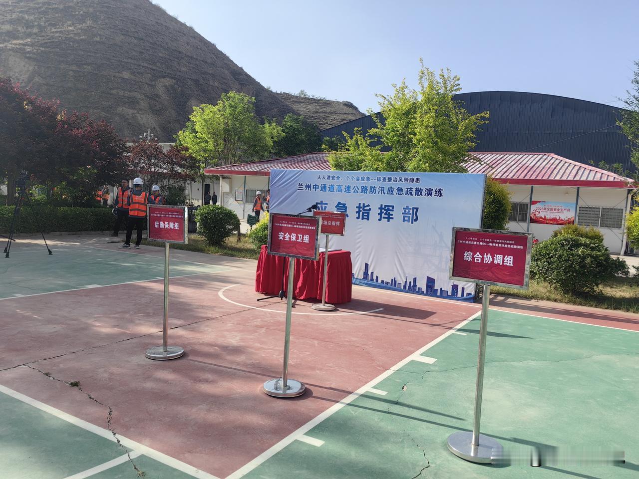 分享你的手机壁纸很遗憾，我的手机里没有一张自己喜欢的图片。手机俨然成了自己工作的