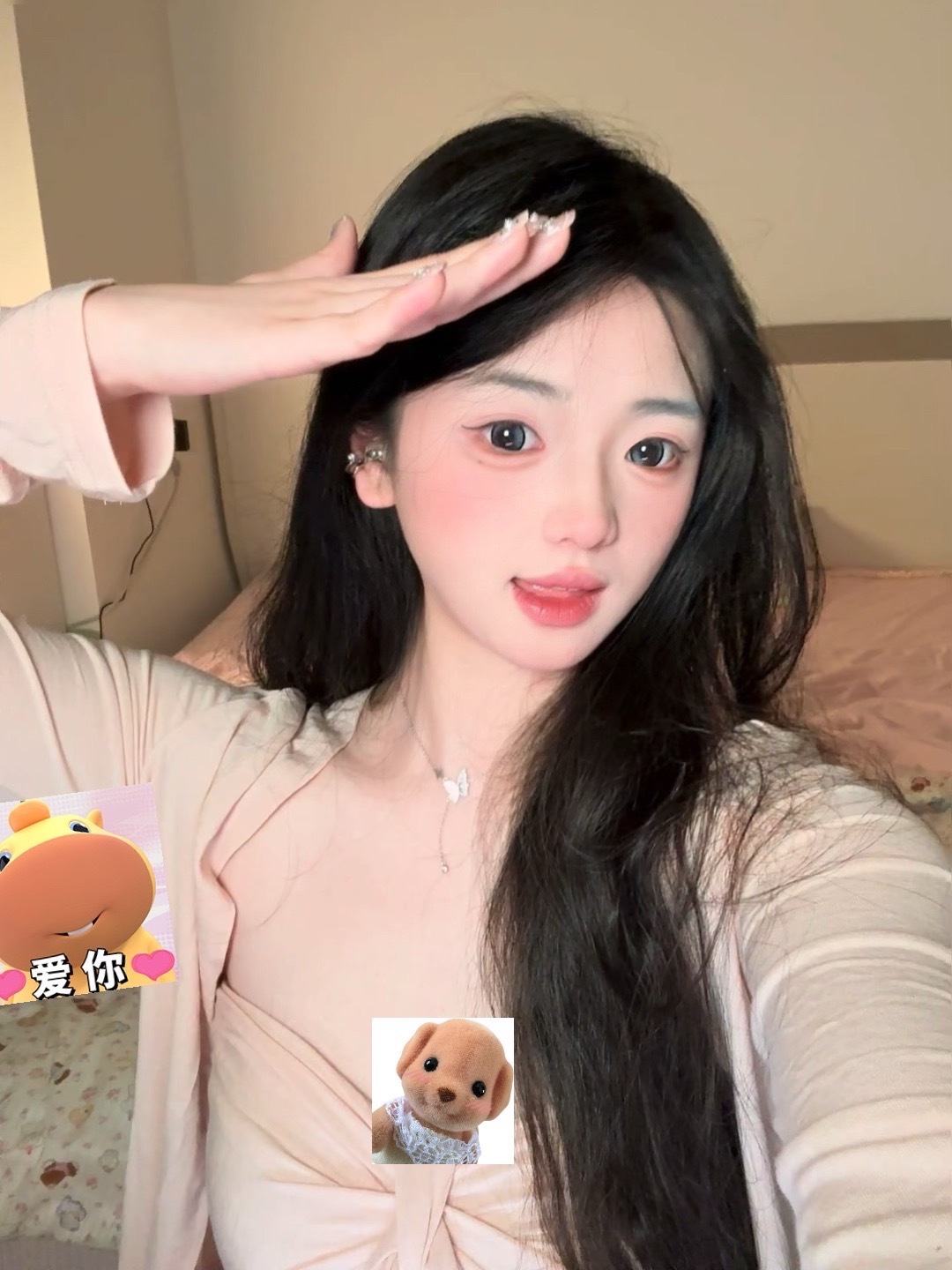 乖乖穿上了裙子变成了乘乘 
