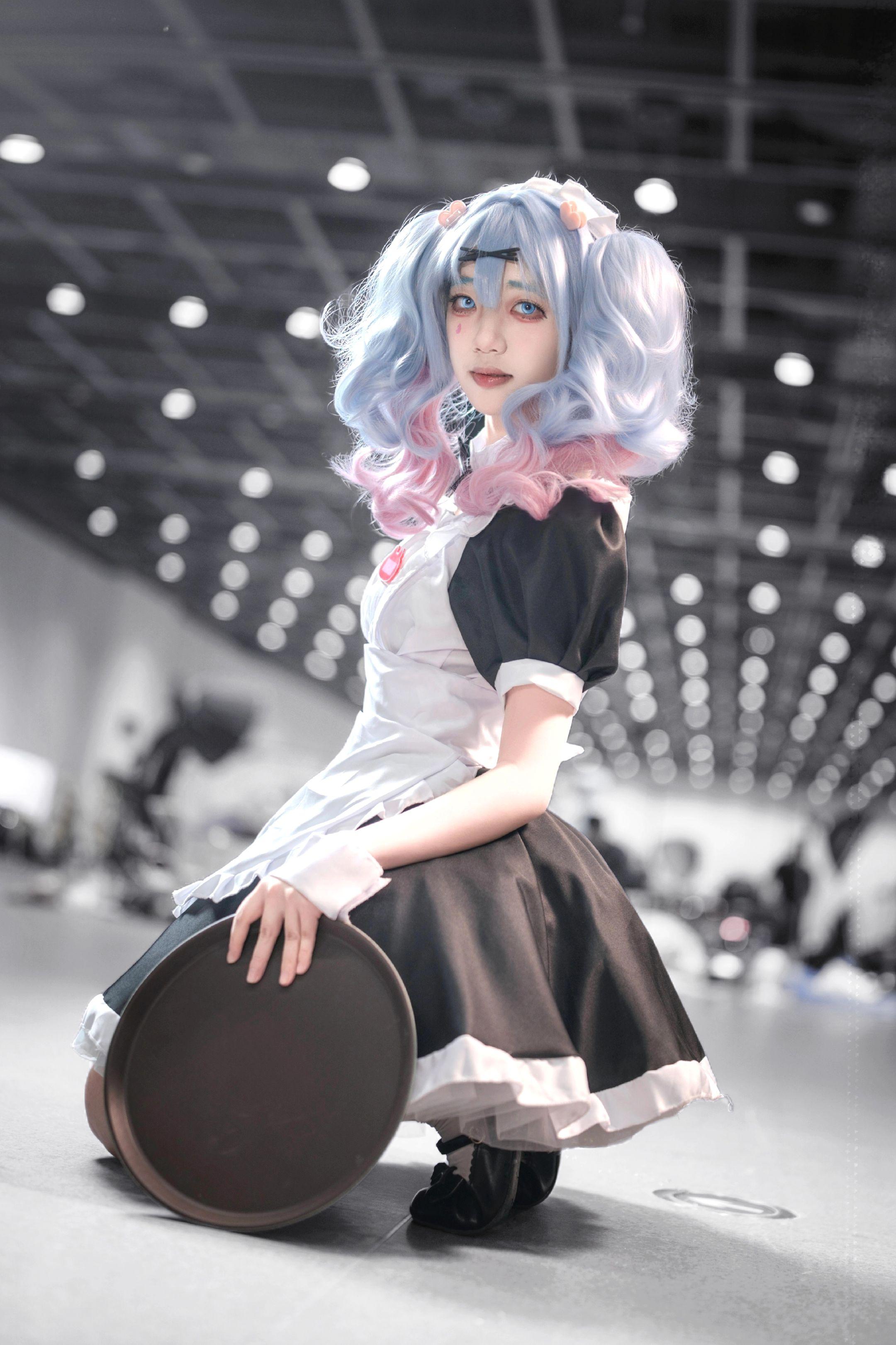 初音未来女仆。