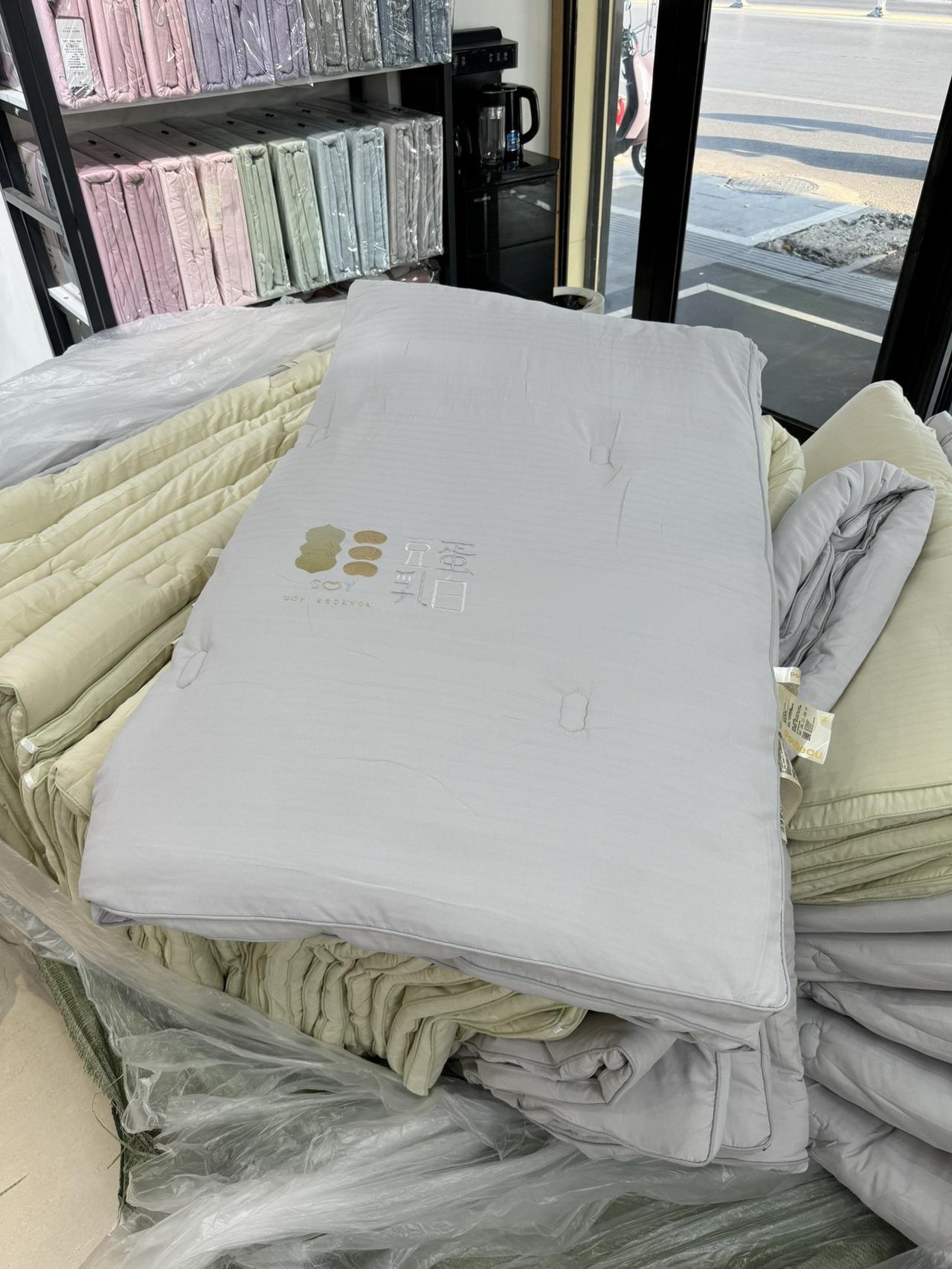 又软又舒服的大豆蛋白春秋被，同城朋友看到这个质量，直接要了40条