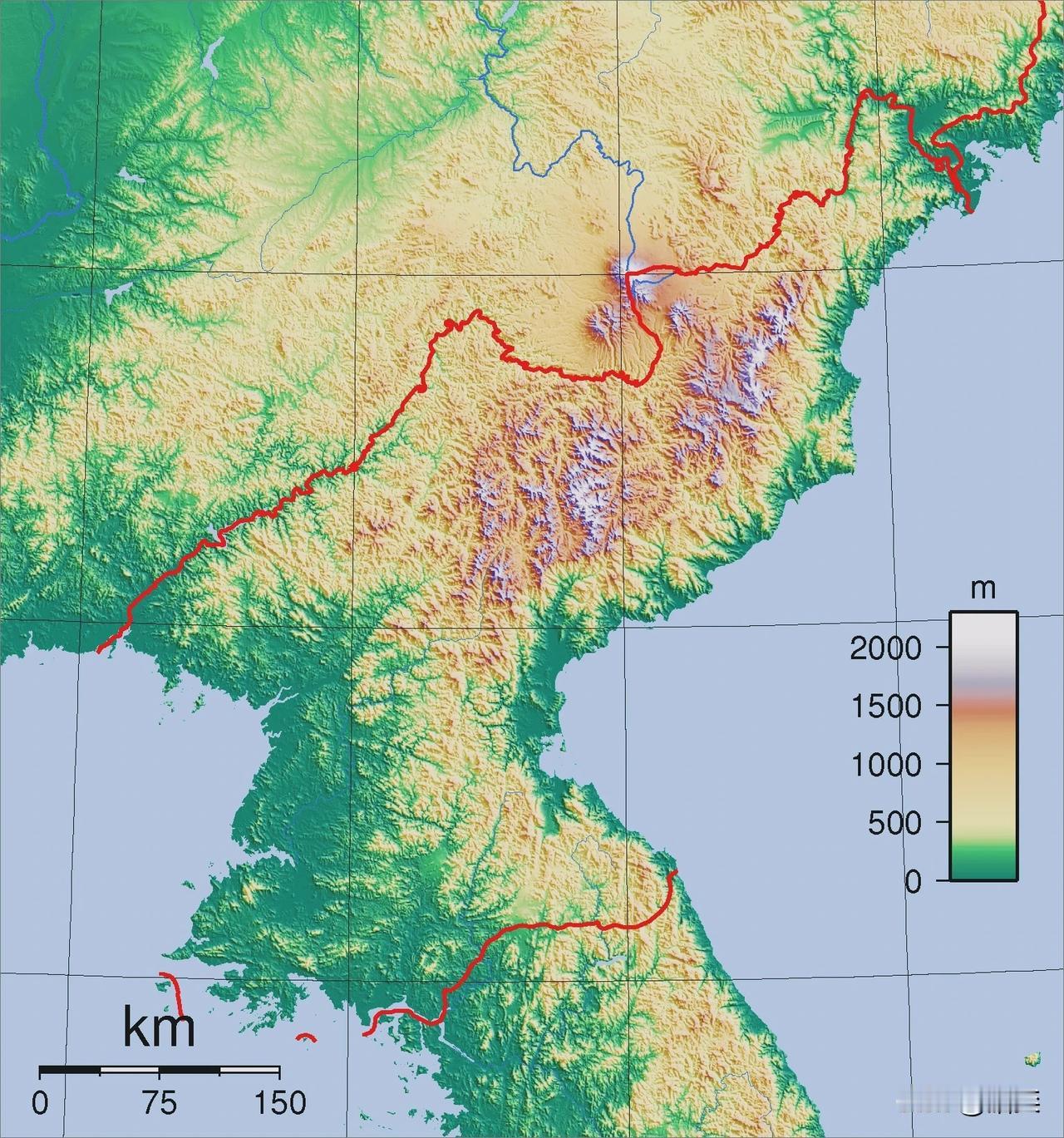 上世纪八十年代之前，工业发达的朝鲜跟日本并称为“东亚双雄”。
近代，日本在半岛施
