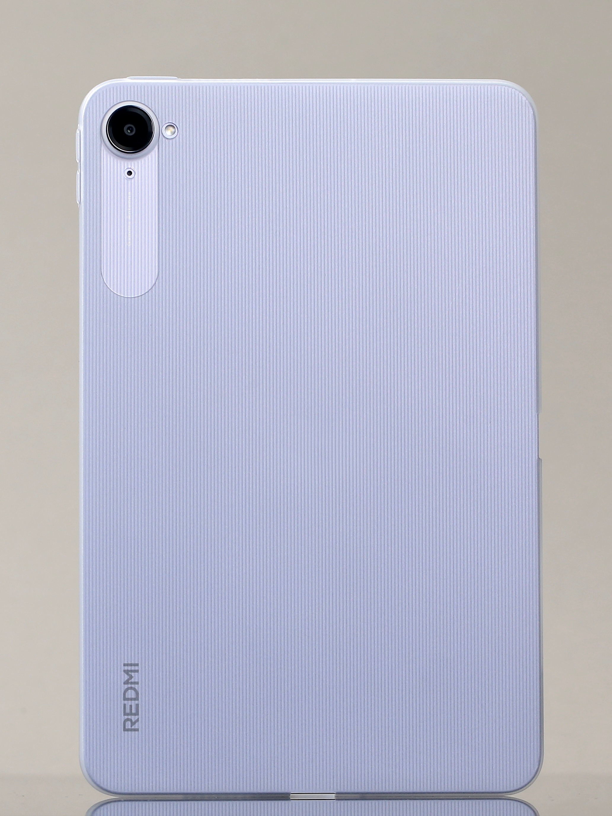 朋友们，K Pad 超薄壳已上架。轻约 24.2g，薄约 0.85mm，小平板搭