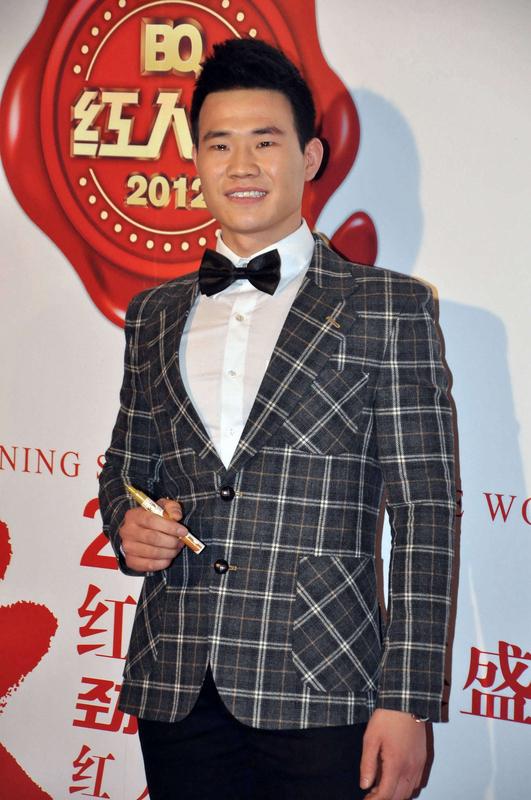 “嘎子哥”谢孟伟成老赖这事闹得可不小。天眼查显示，谢孟伟因有能力却拒不履行法律文