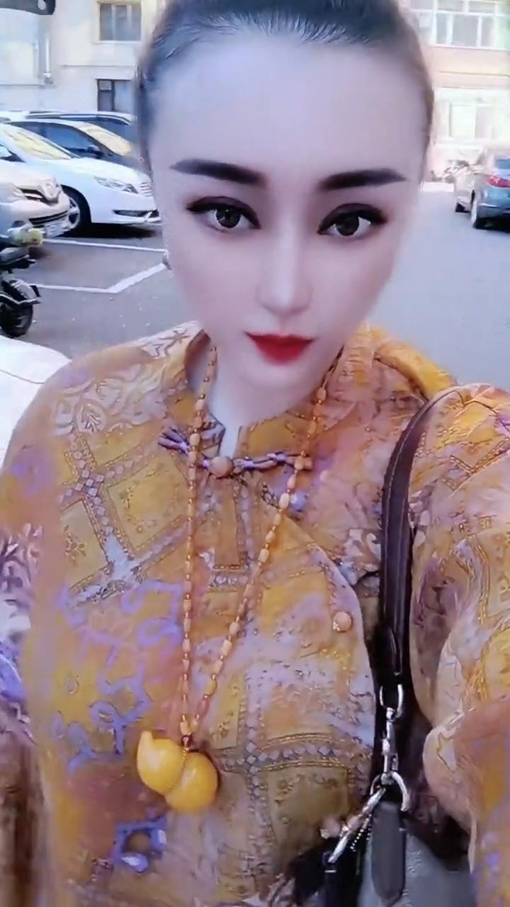 为爱流过泪，爱你温暖的手，让我。