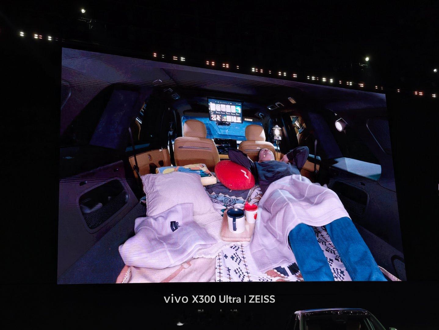 发布会终于是进化到了创始人和总裁躺着开发布会了~~蔚来乐道l80乐道汽车乐道l8