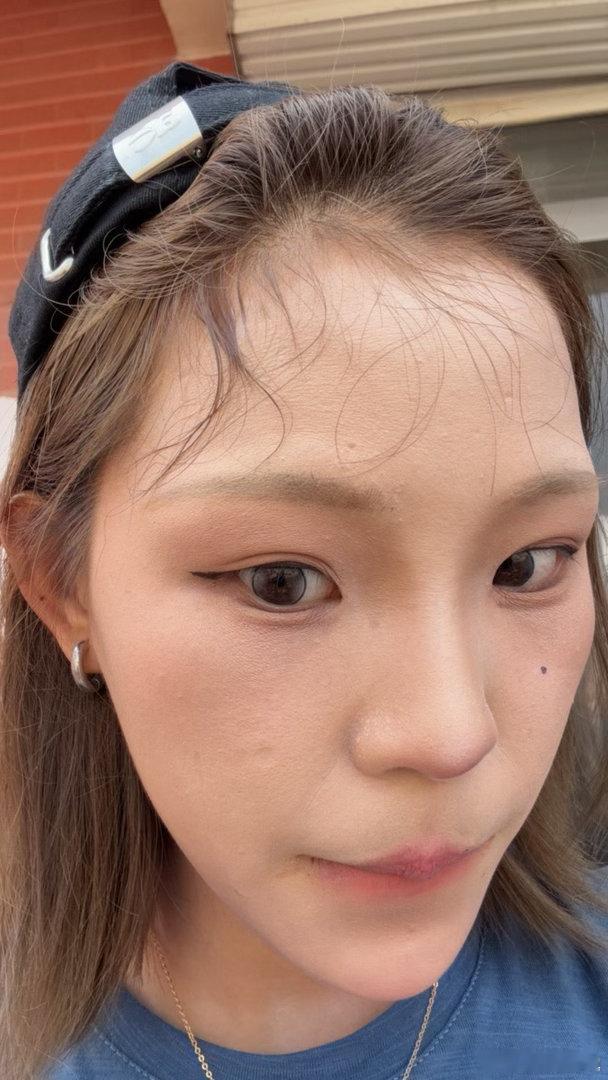 我靠 今天家里比 端午节还忙 根本没时间 录 视频今天一包也没有了 前几天每天还