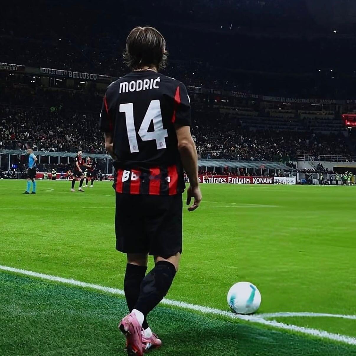 【魔笛真给力❗】 🔴⚫️ 本赛季目前为止，莫德里奇🇭🇷出场1178分钟。触