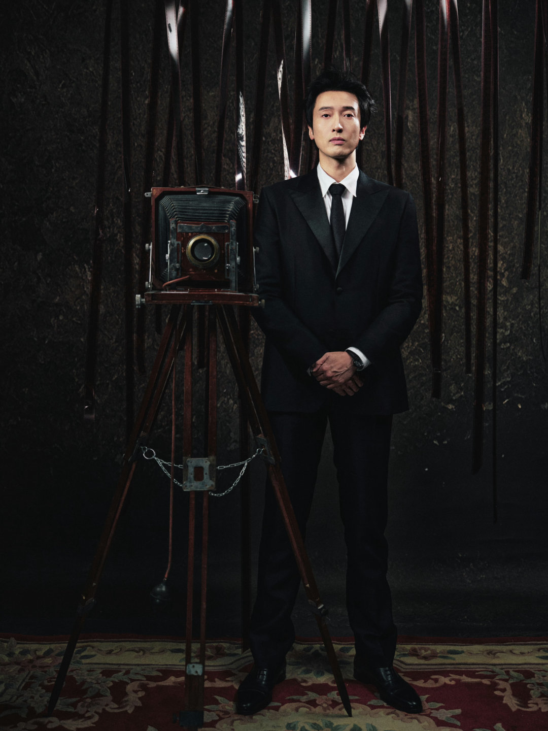 王传君组舞台 年会不能停3王传君833火力值第一 每一处巧思都藏着用心！《请我不