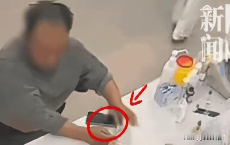 献血伪装善心暗藏龌龊，上海男子献完血立刻偷盗护士手机，辜负公益最伤人
 
谁也没