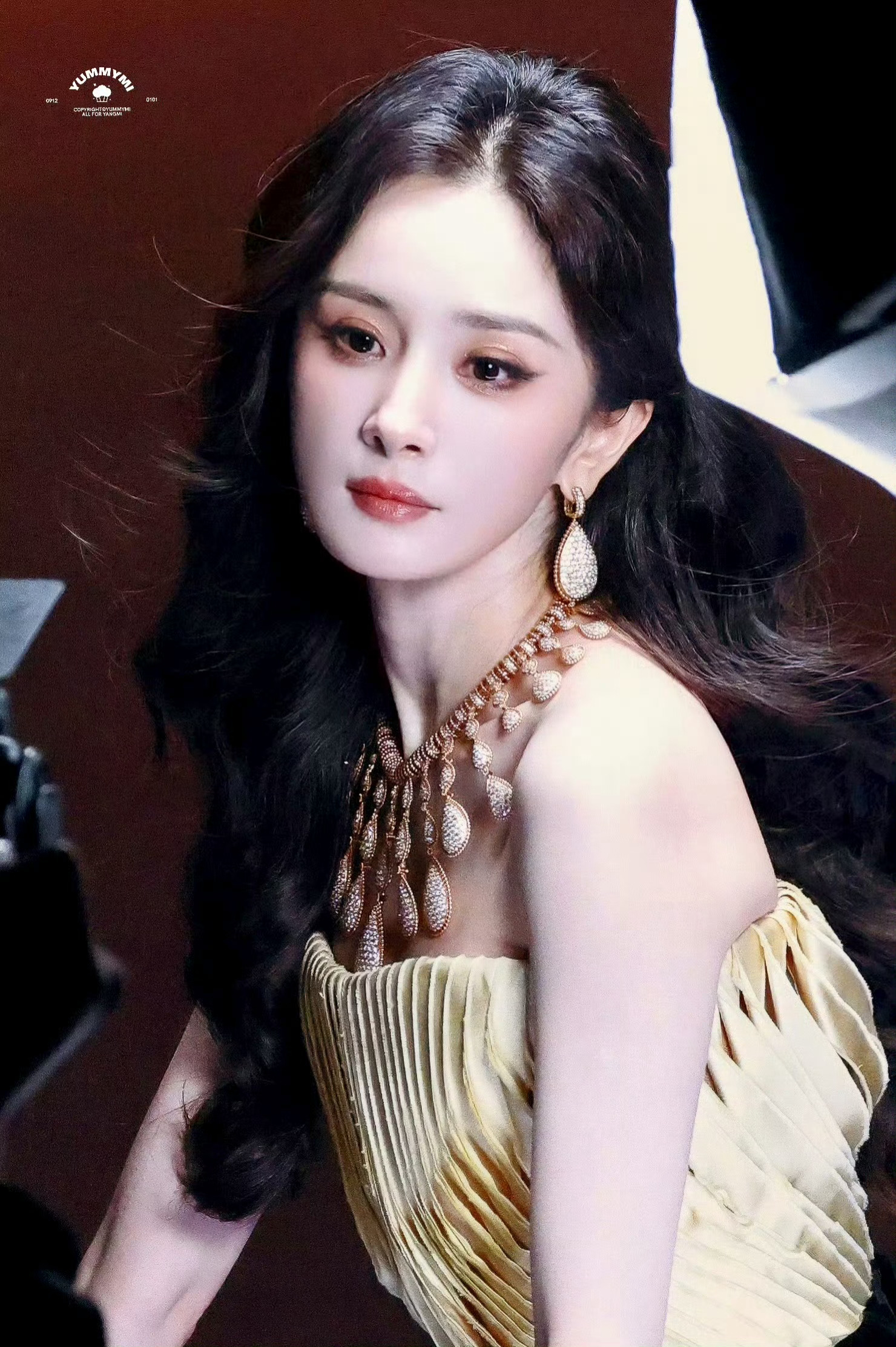 杨幂这张脸 。姐真的是脸在江山在啊杨幂开场 ​​​