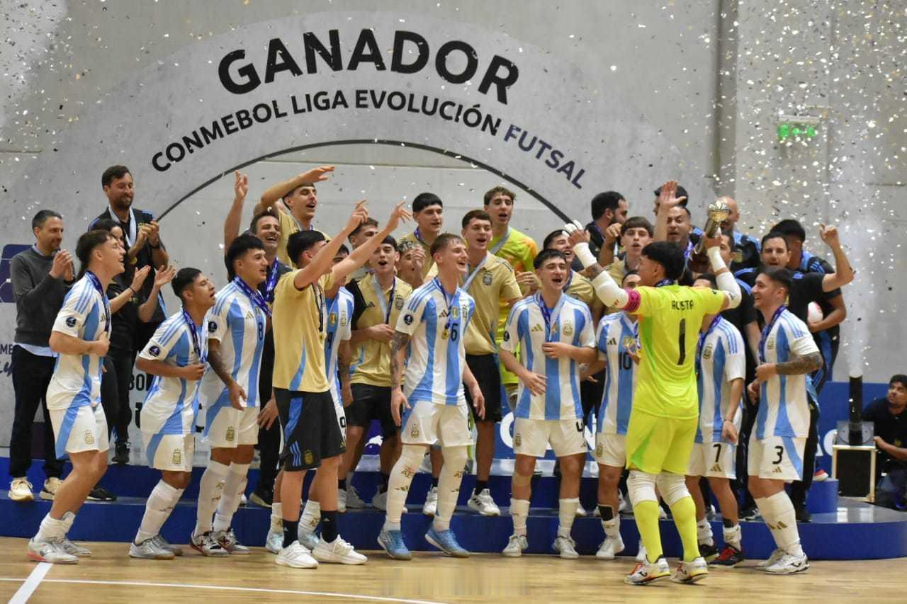 🏆南美室内足球U20联赛阿根廷五人室内足球队获得南部赛前冠军🔥🇦🇷 将在