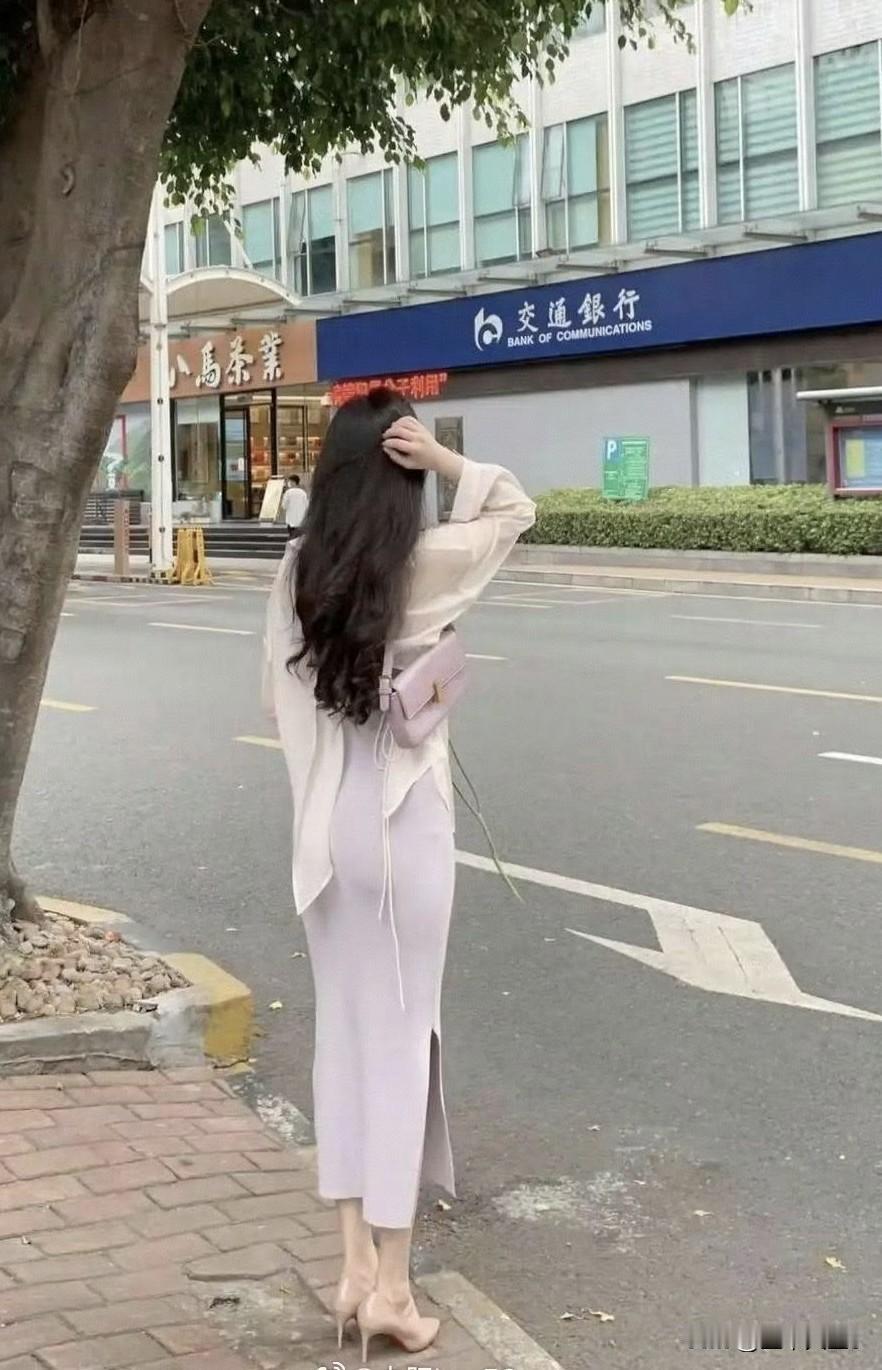 优雅自信穿搭分享