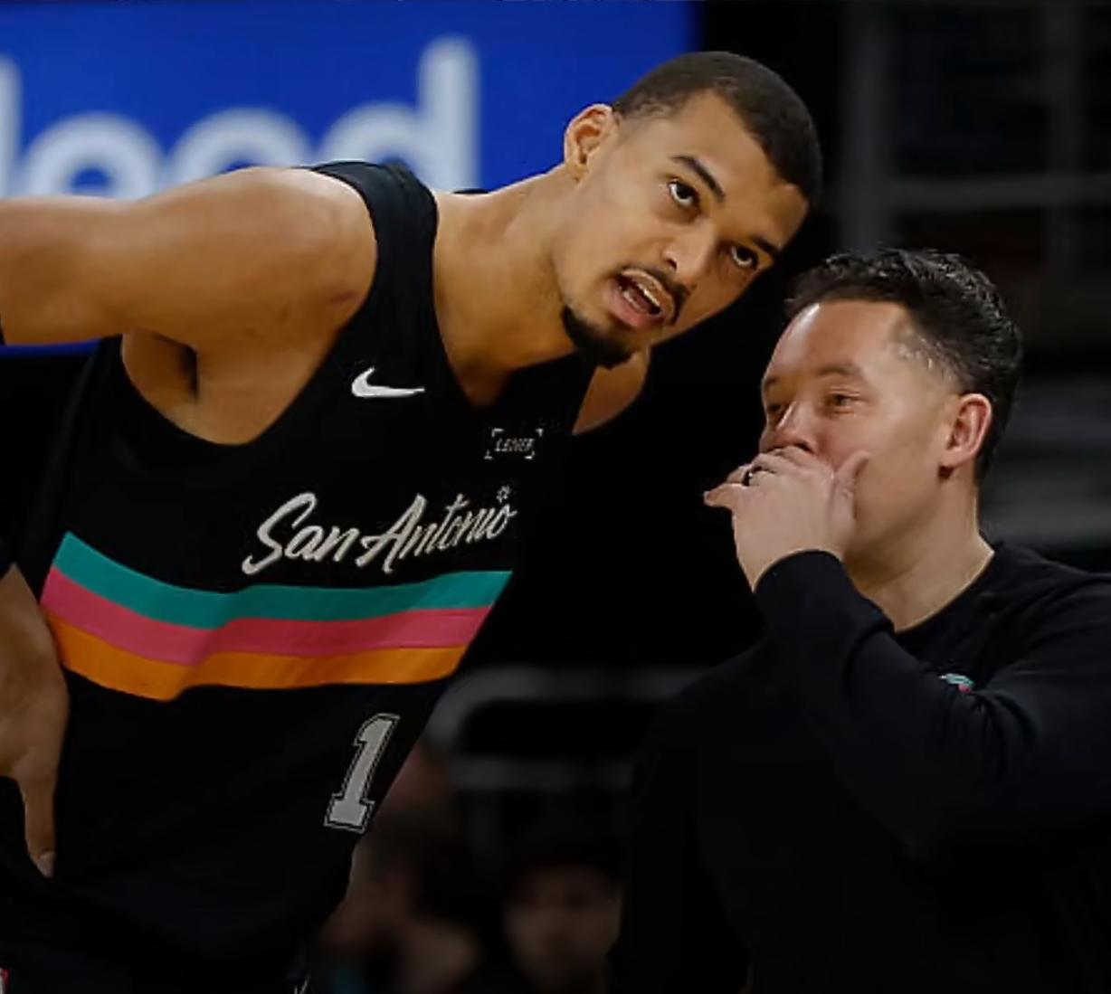 马刺继雷霆又一只提前锁定季后赛的球队。