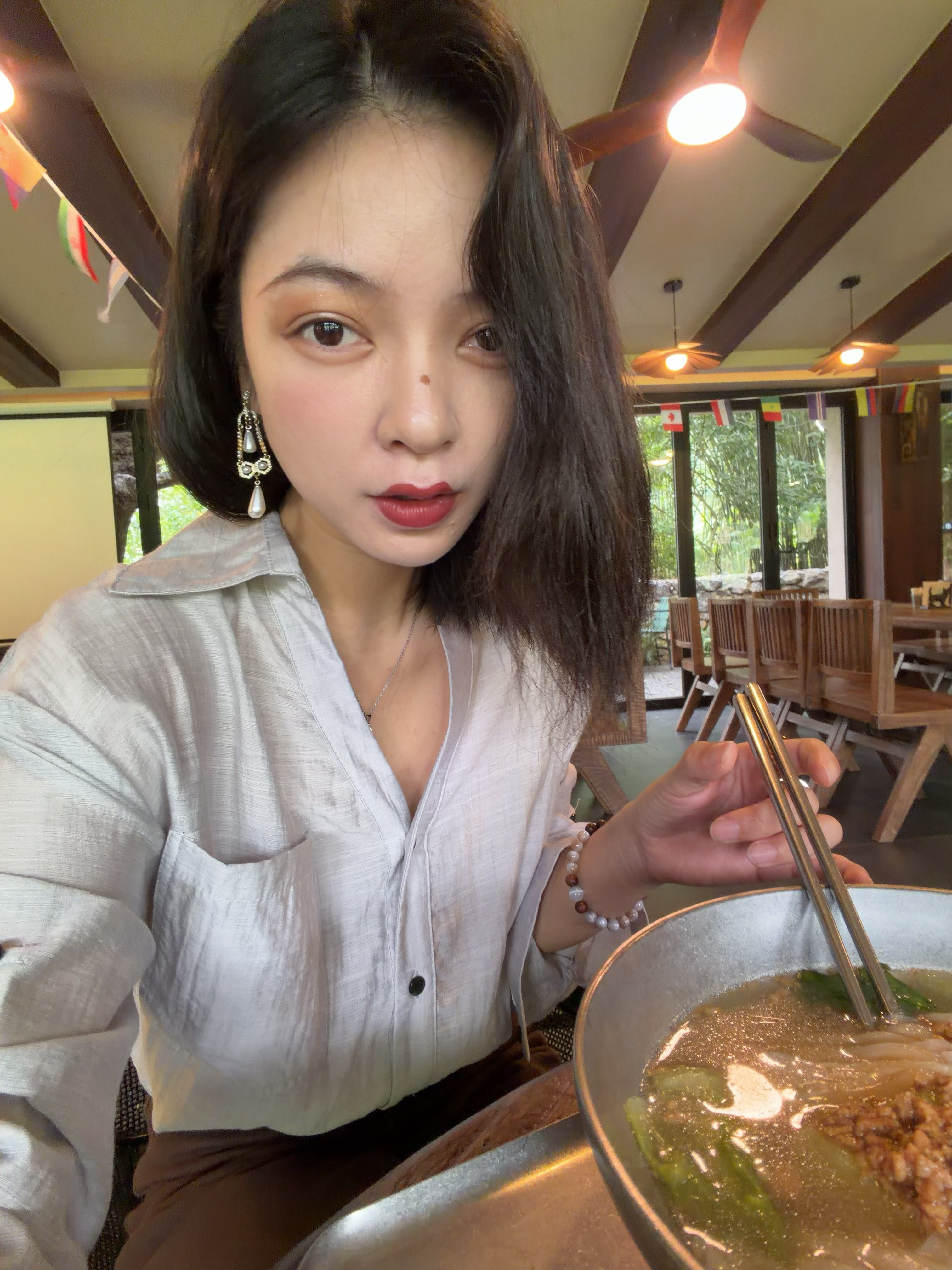哈哈哈哈哈哈，哈哈哈，哈哈哈，哈哈哈当一个广西人去广西旅游！！！ 