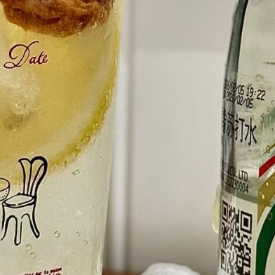 青柠话梅气泡水🍋🧊天气一热就想喝冰冰凉凉的气泡水超好喝！还很简单！冰凉酸甜?