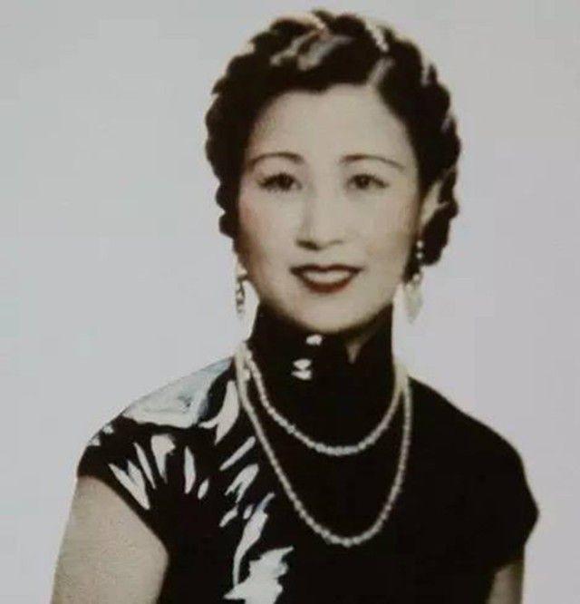 1959年，顾维钧趁妻子黄蕙兰睡着，偷偷溜进严幼韵的房间。没想到，黄蕙兰却默不作