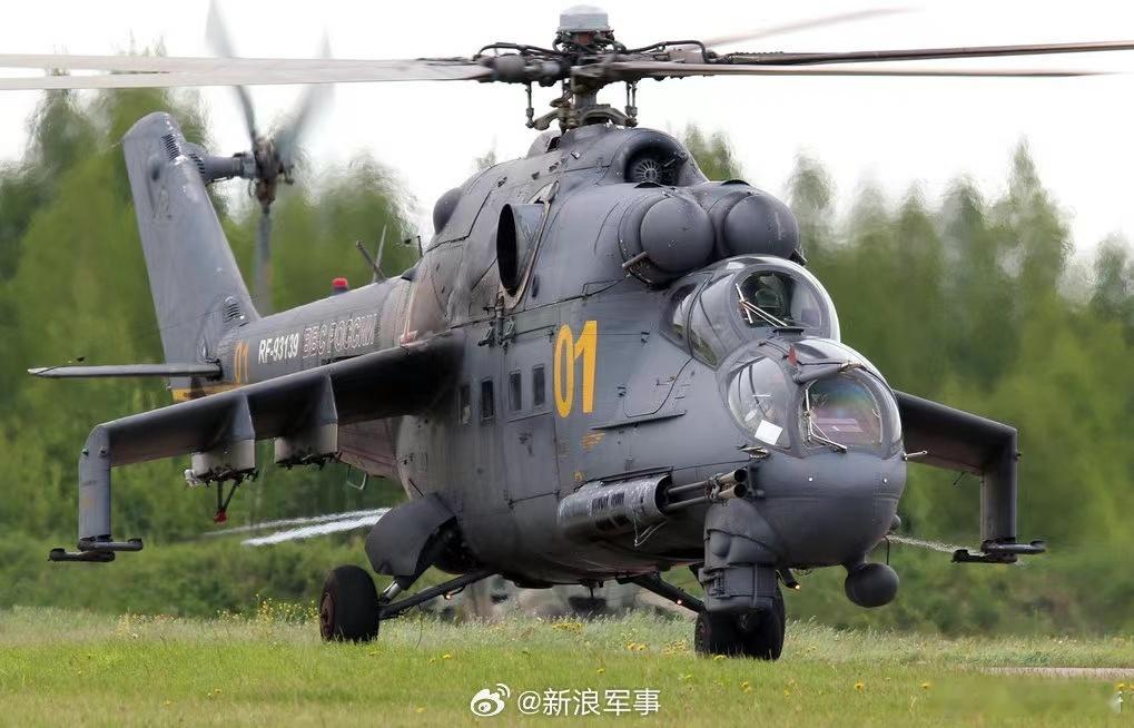 【俄媒：#俄军一直升机在克里米亚海域坠毁#】据俄罗斯卫星社4月10日报道，俄罗斯