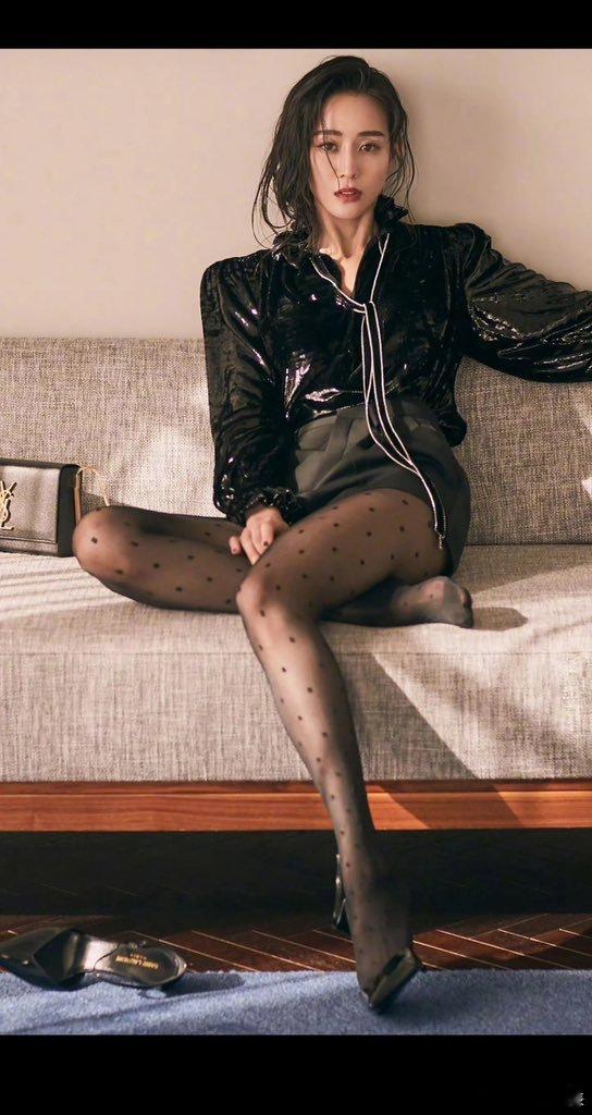 张钧甯回应是否上乘风张钧甯 我唱跳俱不佳 据台媒，受访被问到如果被《乘风2026