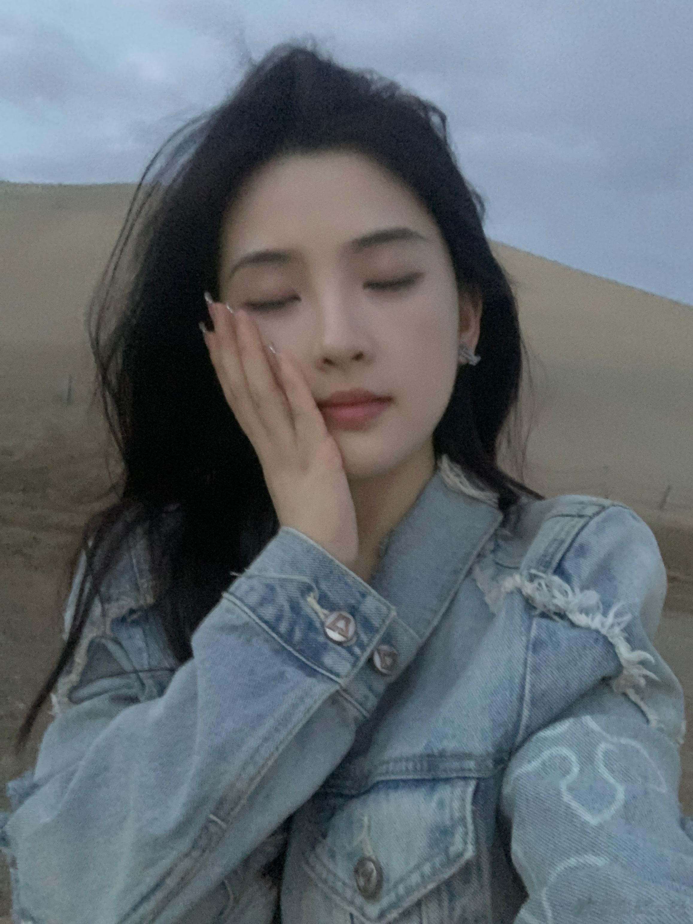 希望每天都有人陪着我 ​​​