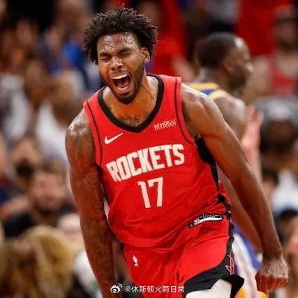 乌度卡谈伊森替补出战带给球队的能量：“他整个职业生涯都是这样，自从我来到这里以来