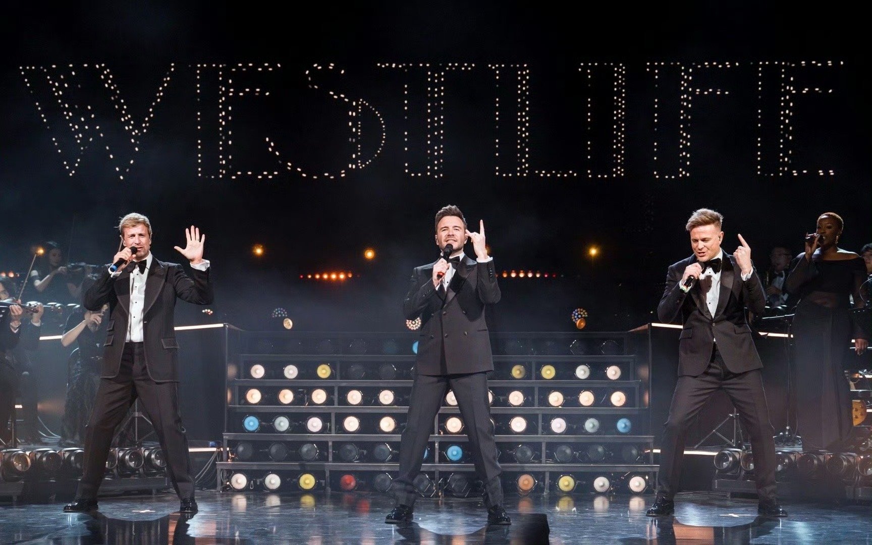 反正西城男孩演唱会很曼妙 西城男孩的演唱会，是我2026年最完美的开始。现场又唱