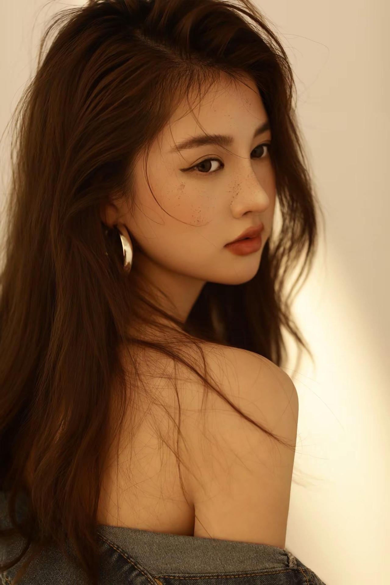 时间是一双眼睛 见喜 见忧 见别离