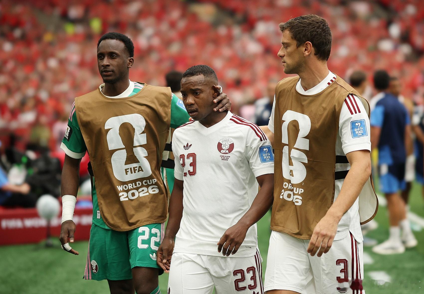 重罚！卡塔尔中场马迪博因犯规导致科内断腿重伤，被FIFA 禁赛五场波黑vs卡塔尔