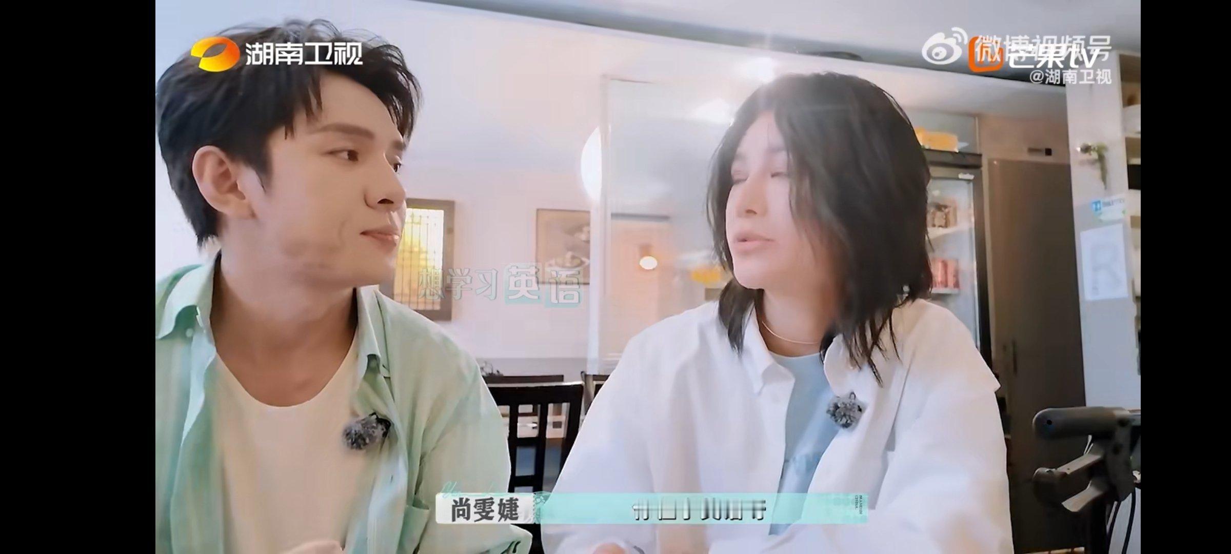 尚雯婕说学语言没有任何捷径尚雯婕说学英语没有任何捷径，脚踏实地才能有所进步，说的