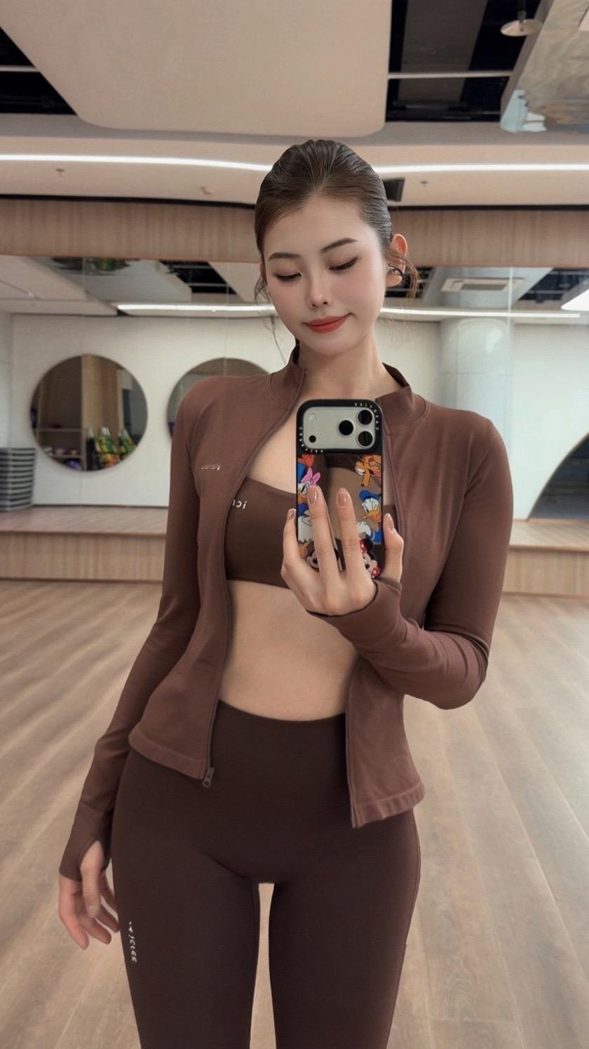 没关系 握不住的东西太多了 能握住哑铃就行了
健身日常 健身 我的运动日常 日常