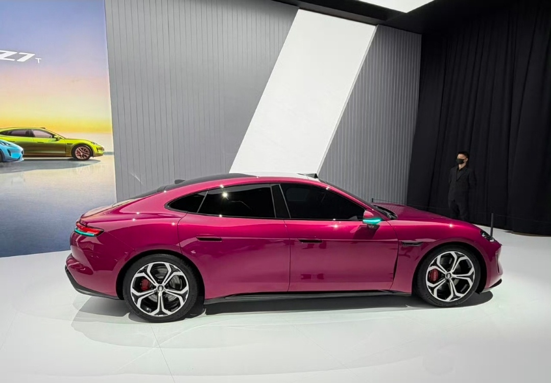 3月23日，尚界Z7/Z7T同步开启小订，预售22.98万元起。发布会现场两款实