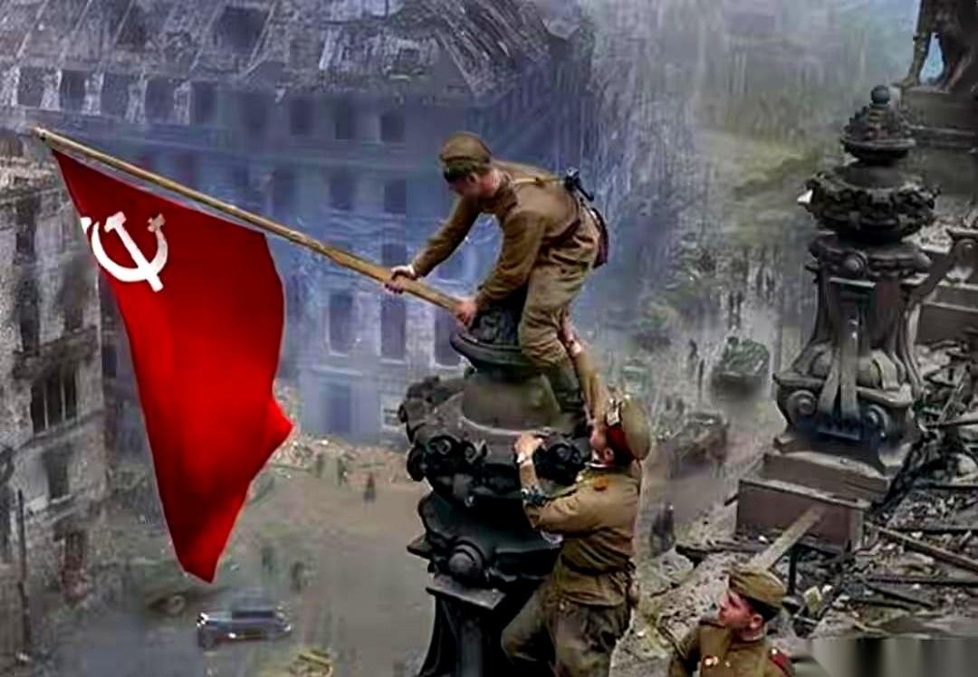 大半夜刷新闻，看得我真是倒吸一口凉气。
德国人现在路子这么野的吗？
给乌克兰送钱