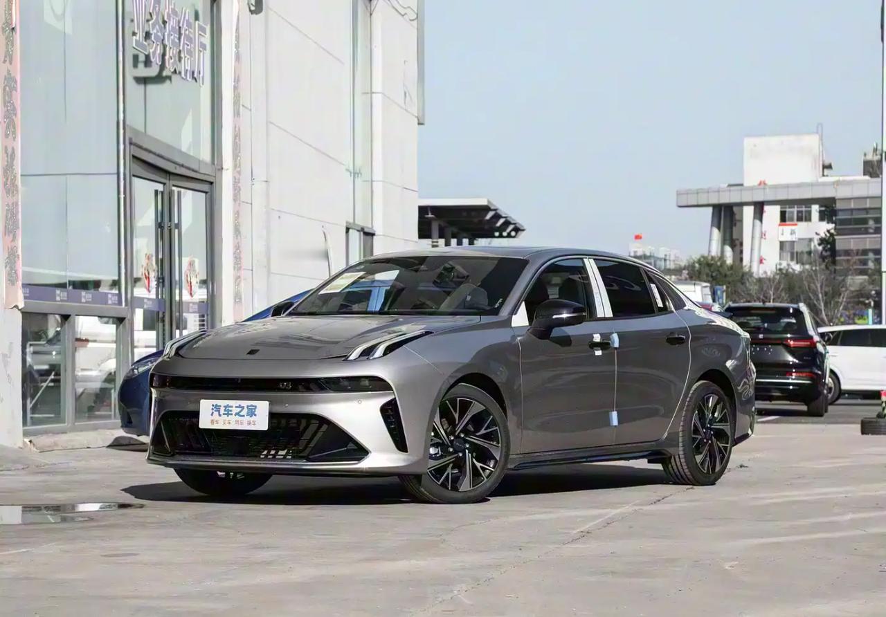 2026款领克03上市信息及官方配置摘要

2026款领克03于2025年10月