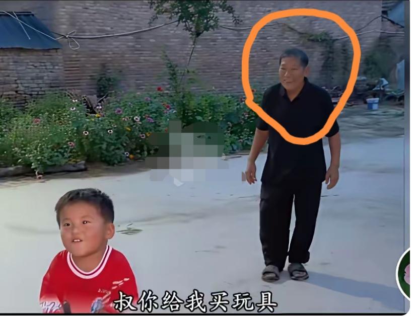 树兰要教育三行，有边界感才对。
     海泉夫妇和树兰一家合作拍视频快两年了，