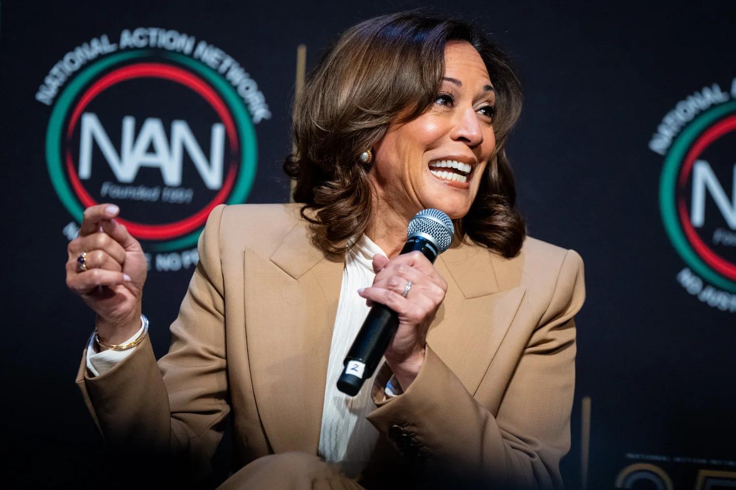 Harris 计划2028年再次竞选总统候选人 前副总统卡玛拉·哈里斯在纽约参加