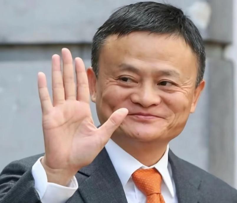 我把那三件事重新捋了一遍，发现一个地方很容易被说偏：真正对阿里影响最大的，可能不