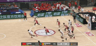 李悦洲最后关头还有了得分机会，挺好。中国男篮vs喀麦隆男篮中国男篮